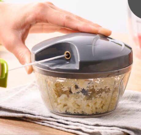 Pull string food chopper