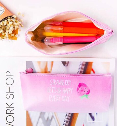 Pencil case strawberry