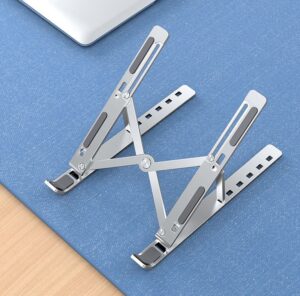 Foldable laptop stand
