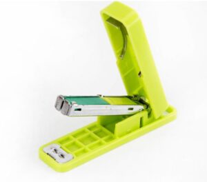 Deli flat stapler